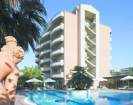 Torre Del Mar 4*