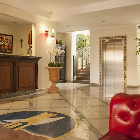 Apartahotel Torre Del Mar