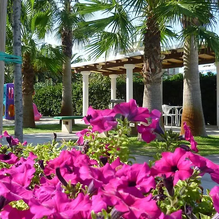 Torre Del Mar Apartahotel 4*