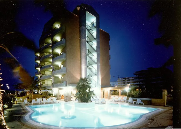 Torre Del Mar Hotel apartamentowy 4*