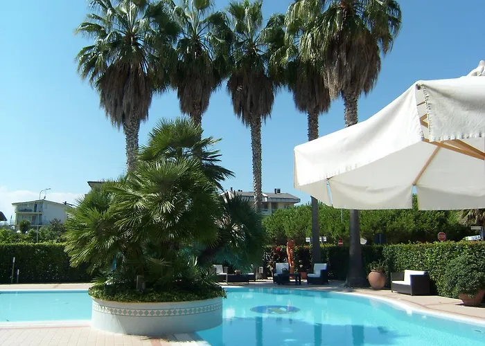 Hotel apartamentowy Torre Del Mar Alba Adriatica