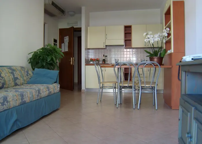 Hotel apartamentowy Torre Del Mar