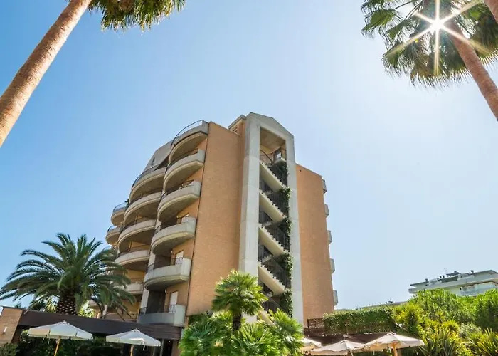 Hotel apartamentowy Torre Del Mar Alba Adriatica