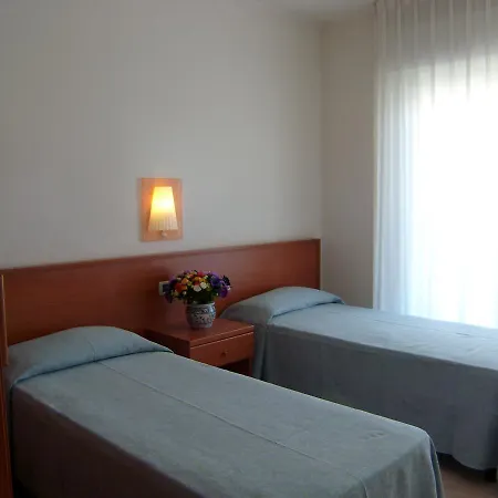 Torre Del Mar 4* אלבה אדריאטיקה