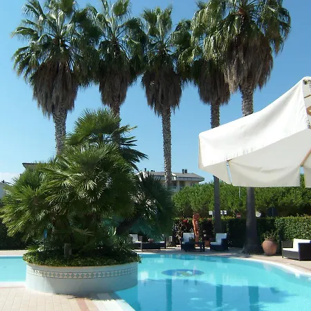 Aparthotel Torre Del Mar Alba Adriatica