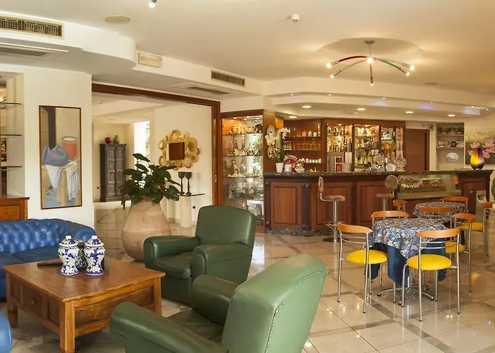 Torre Del Mar Appart hôtel 4*