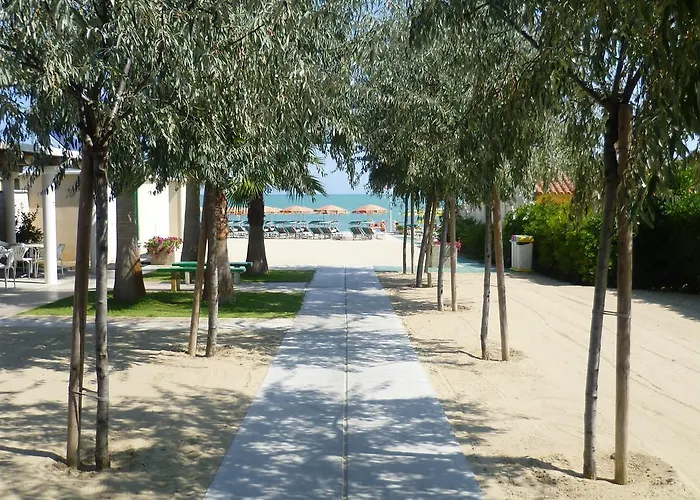 Torre Del Mar Appart hôtel Alba Adriatica